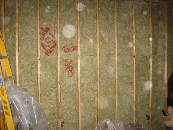 CR_backwall_wool.jpg