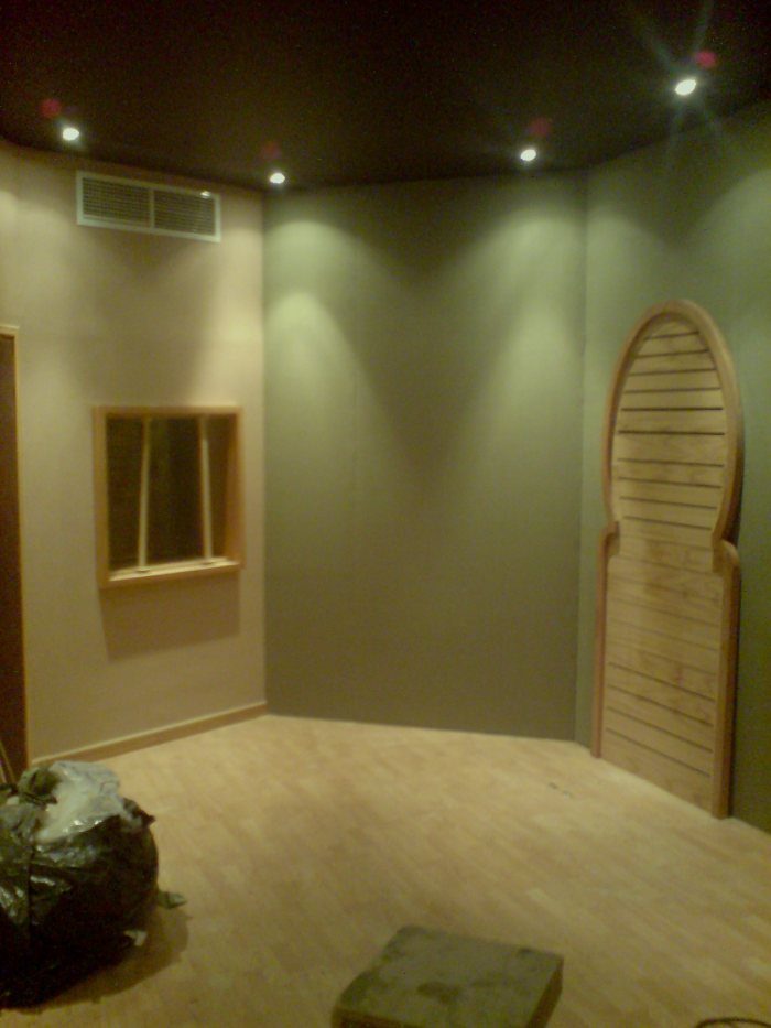 live_room_1.jpg