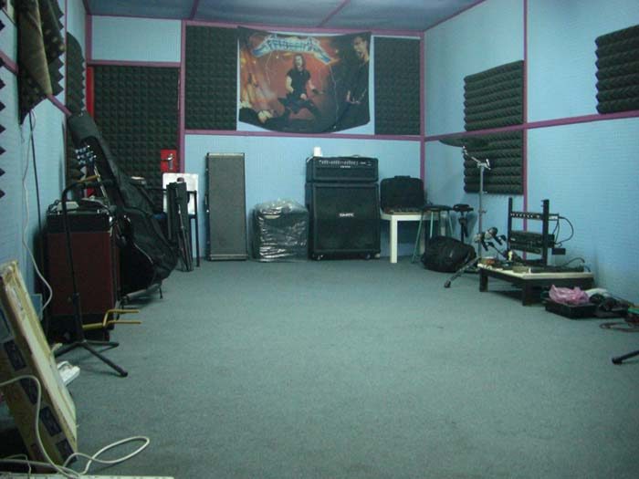studioempty.jpg