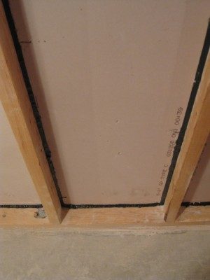 Caulking_close.JPG