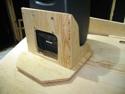 Genelec mount rear.jpg