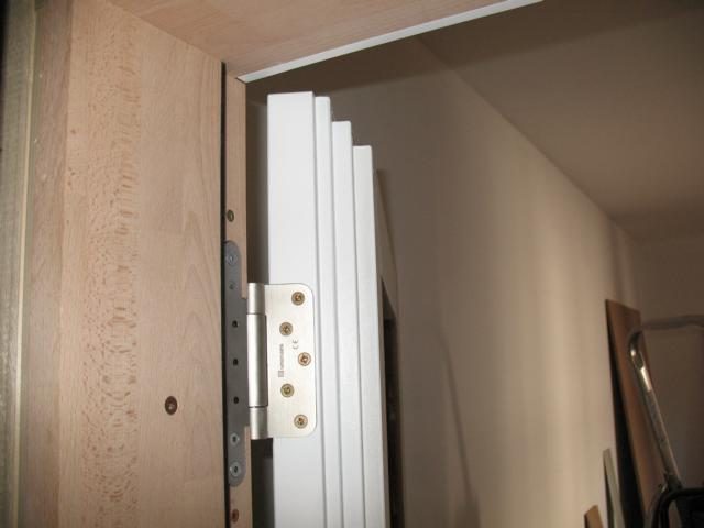 hinge and door 2.JPG
