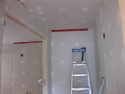 Drywall_caulking4.jpg