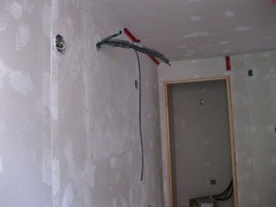 Drywall_caulking1.jpg