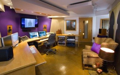 MainCR1_lo.jpg