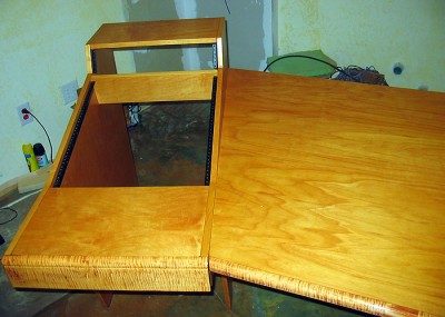 Desk-10-17-09-003.jpg