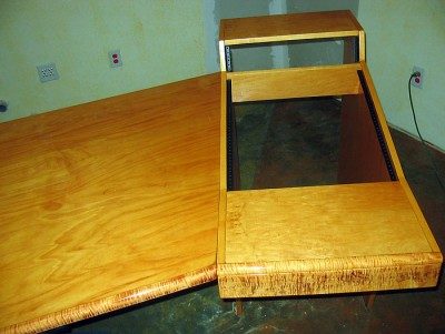 Desk-10-17-09-002.jpg