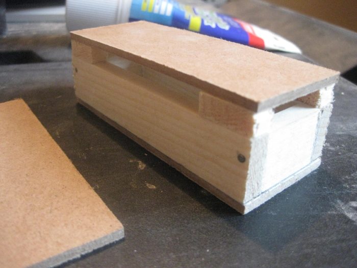 silica_box_lid.jpg