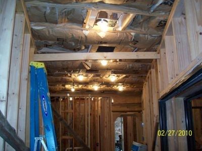 R-30 in the ceilings 3-3-10.jpg