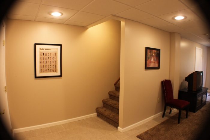 Hall3 (700x467).jpg