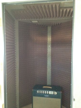 Vocalbooth 1.jpg