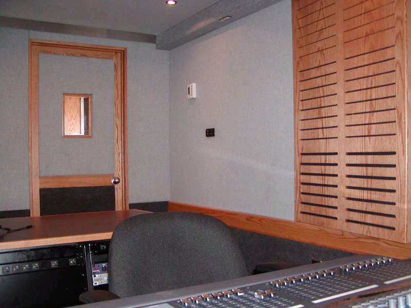 Interior_3.jpg
